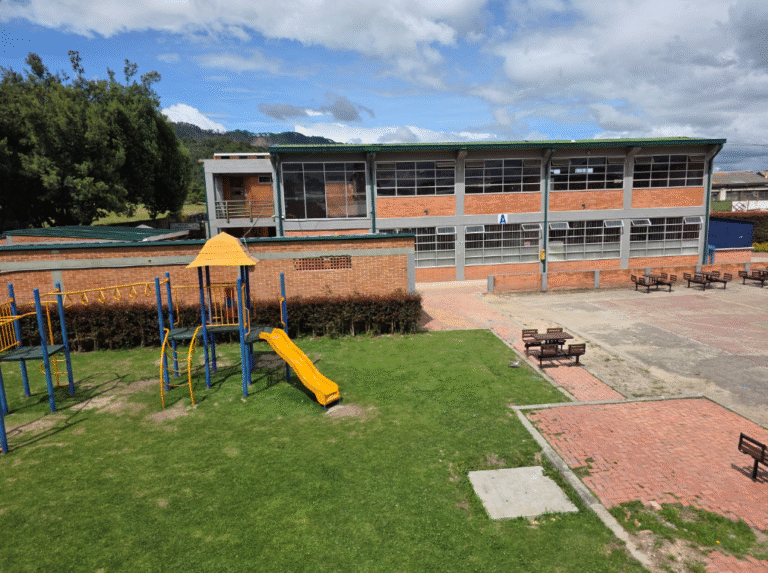 Captura de pantalla 2025-11-10 135147